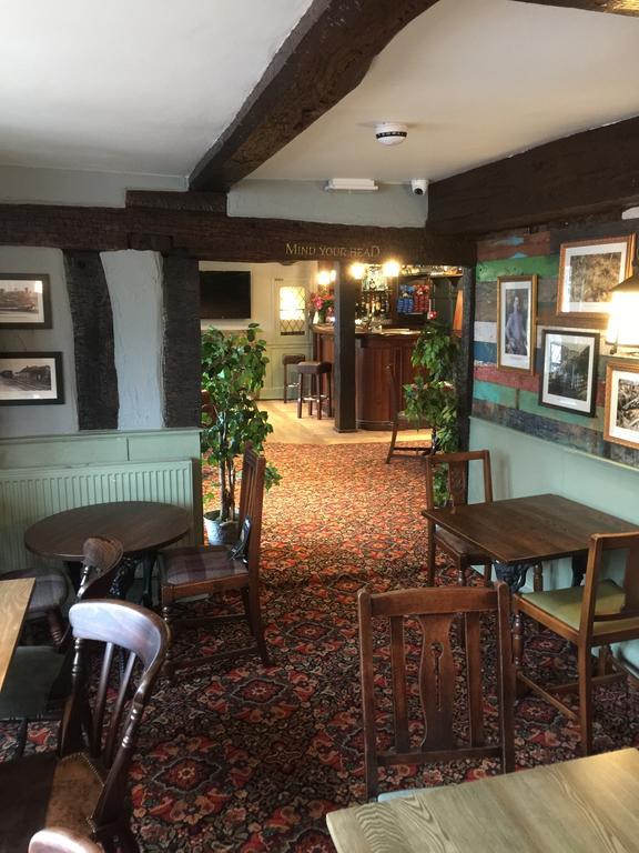 The Talbot Hotel Cleobury Mortimer Exterior foto